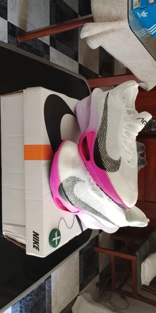 Nike Air Zoom Tempo Next% Rosa/Blanco