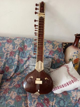 Sitar Biba Antiguo