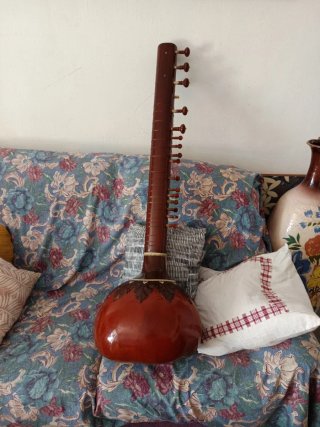 Sitar Biba Antiguo