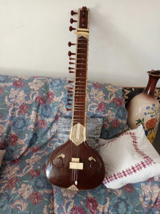 Sitar Biba Antiguo