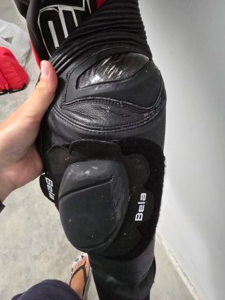 Mono de moto Bela 2 piezas Talla 50 y esqueleto