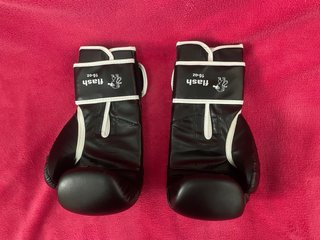 Guantes Boxeo Leone 16 oz + Bolsa