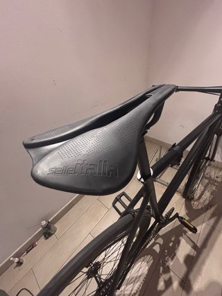 Bicicleta Fixie Negra modelo Raval año 2025