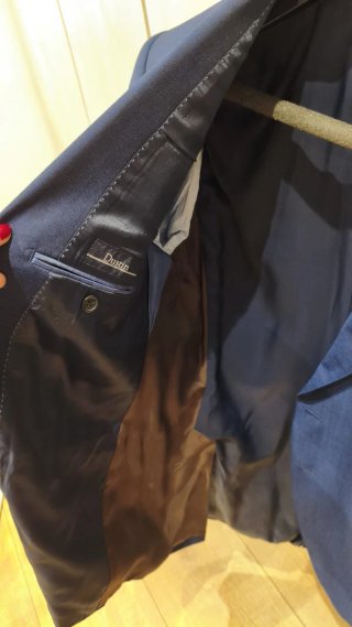 Traje azul Dustin + Camisa blanca