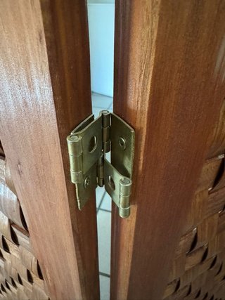 Biombo de madera tejido
