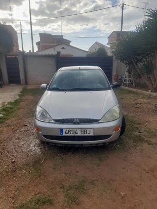 Ford Focus 2000