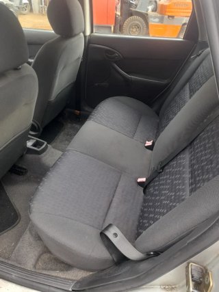 Ford Focus 2000