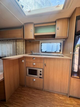 Caravana Burstner Averso 465 TS