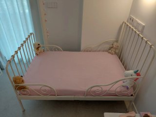Cama infantil blanca forja ikea