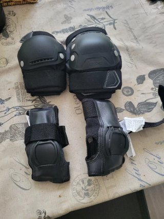 Protecciones Patinete Coderas Rodilleras Muñequera