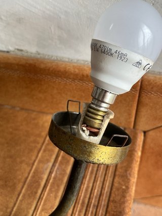 Lampara aplique de pared doble metal dorado LEER