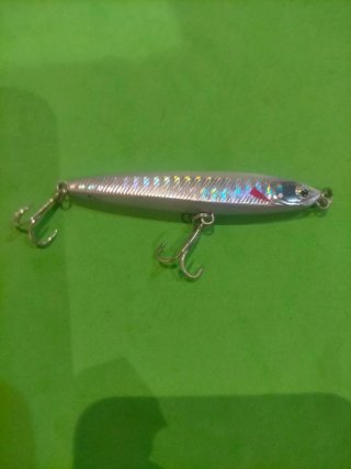 5 señuelos de pesca Jigging.