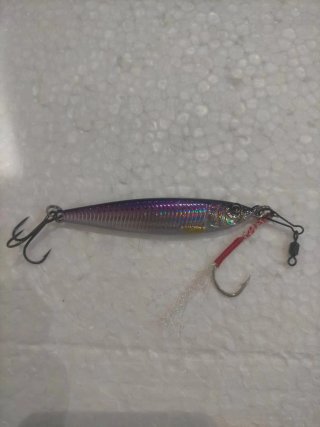 5 señuelos de pesca Jigging.