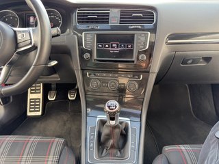 Volkswagen Golf GTI PERFORMANCE PINTURA ORIGINAL!