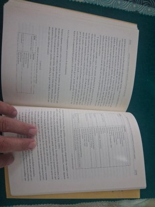 Cultura y ciudad: Manual de política cultural m...
