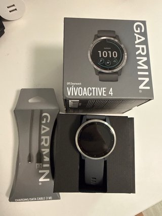 Garmin Vivoactive 4 GPS Smartwatch Negro/Gris