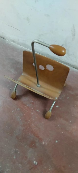 Revistero Metálico y Madera