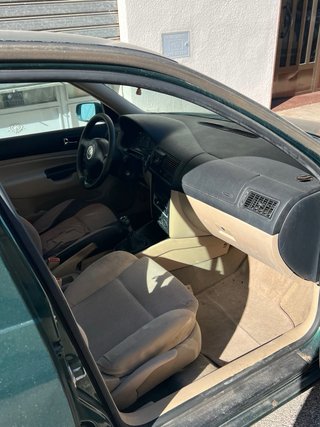 Volkswagen Golf 1998