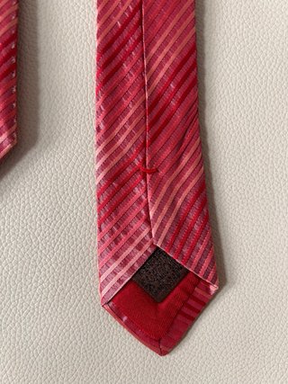 Corbata Loewe Rosa y Roja