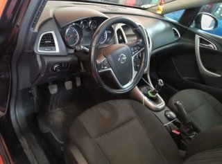 Opel Astra 2011