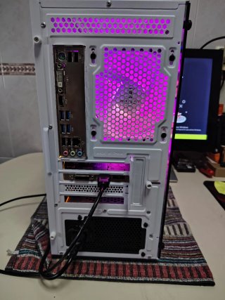 PC Gaming Tempest con RGB