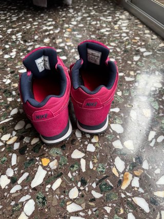Zapatillas Nike unisex talla 41