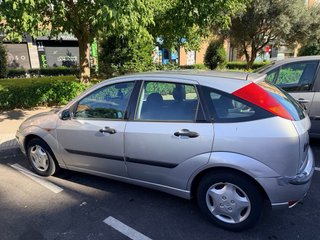 Ford Focus 1.6 Gasolina 5 puertas - 115.000 km - I