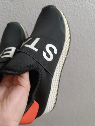 Zara Botines Negros con Banda Estampada