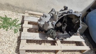 Caja de cambios Seat Ibiza 2009 (para reparar)