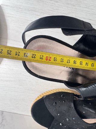 Sandalias Andarina Negras Cuña