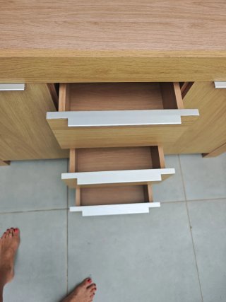 Aparador de madera moderno