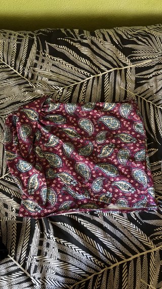 Falda estampada paisley morada