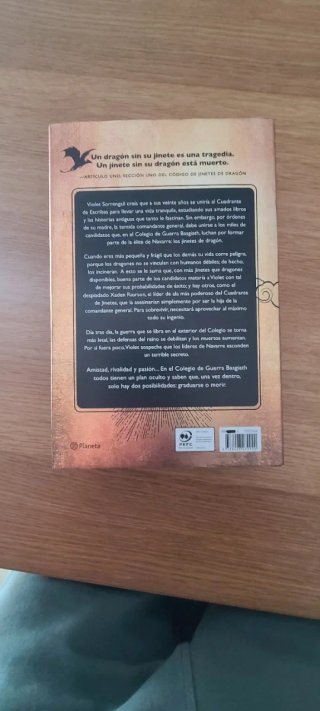 Alas de sangre y Alas de Hierro