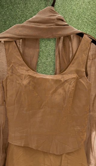 Vestido de fiesta marrón