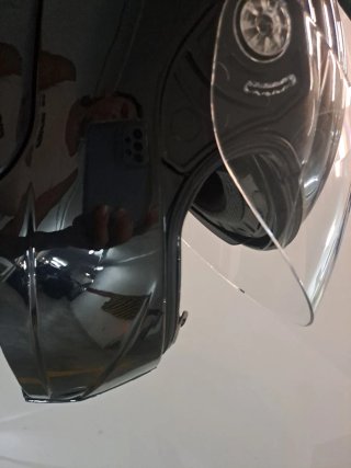 Casco de moto SHIRO y funda LS2