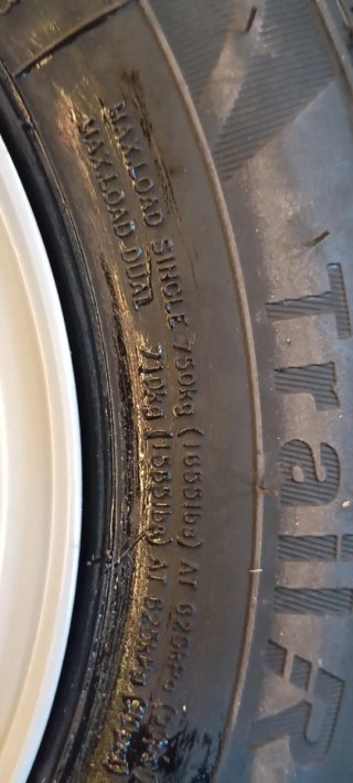 Rueda 195/55 R10 C remolque portacoches barco
