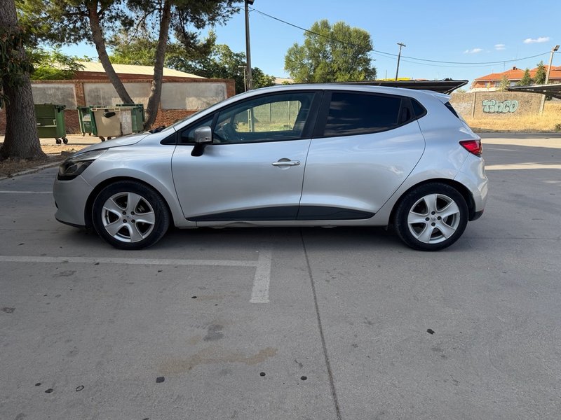 Renault Clio 2015 - foto 1