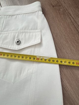 Falda blanca Zara