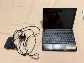 Acer Aspire One D270 SSD 128GB Win 7