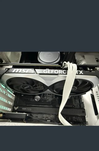 MSI RTX 4070 Tarjeta Gráfica