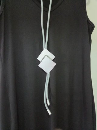 Collar largo Ash Diamond Bezoar Concept nuevo