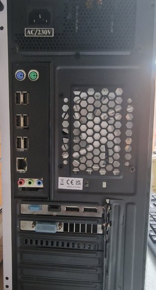 PC Gaming Intel Xeon 14 Núcleos RX 470