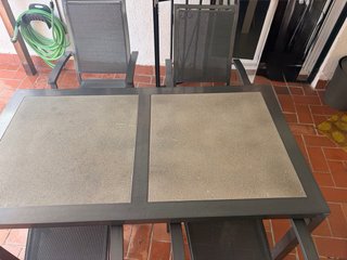 Mesa y 4 Sillas de Jardín