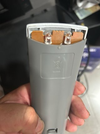 TV LG 42 pulgadas gris y negra
