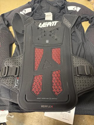 Peto Protección Leatt Realflex, talla XL