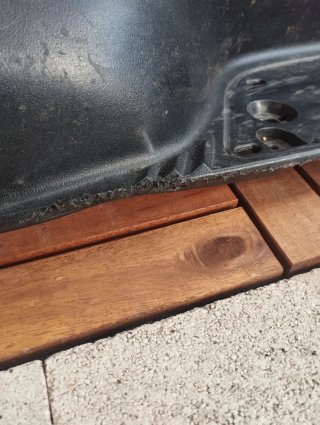 Reposapiés derecho TMAX 500