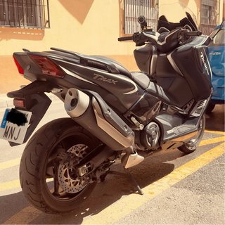 Yamaha Tmax DX