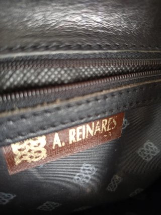 Bolso de piel negro