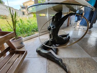 Mesa cristal gimnasta, estilo años 80.