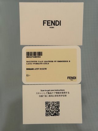 Borsa Fendi Baguette Mediana in Pelle Nera
